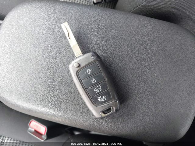 KM8K12AA8KU239022 Hyundai Kona Se