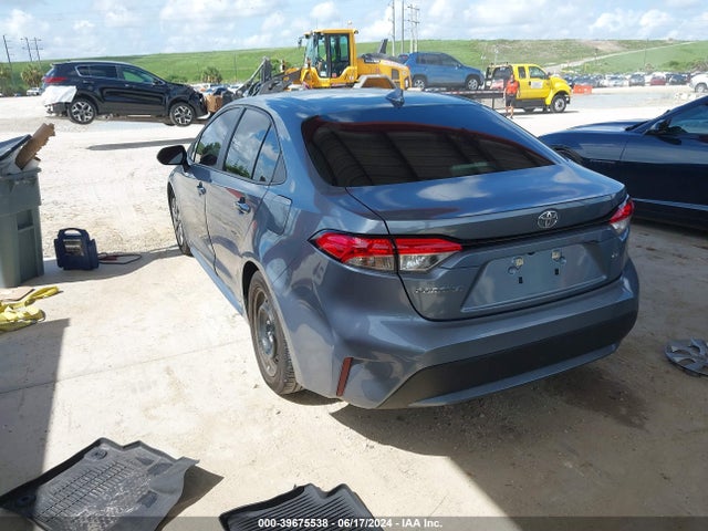 Toyota COROLLA LE 2021 5YFEPMAE4MP228520 Image 3