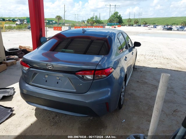 Toyota COROLLA LE 2021 5YFEPMAE4MP228520 Image 4