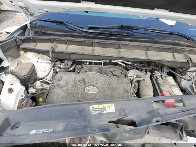 Toyota Highlander Xle 2021 5TDGZRAH1MS045724 Image 10