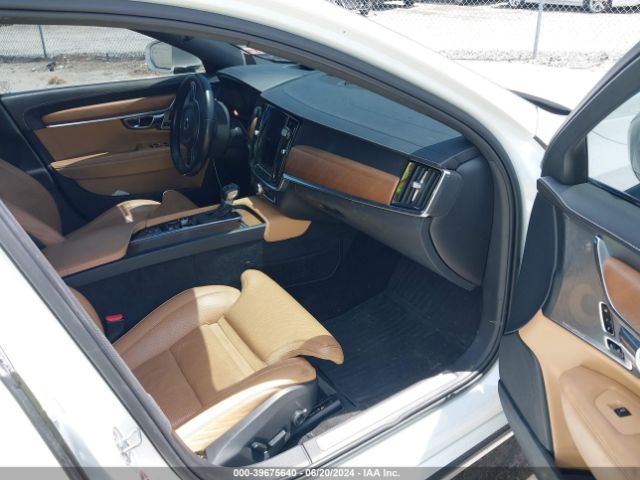 YV1A22MLXH1000957 Volvo S90 T6 Inscription