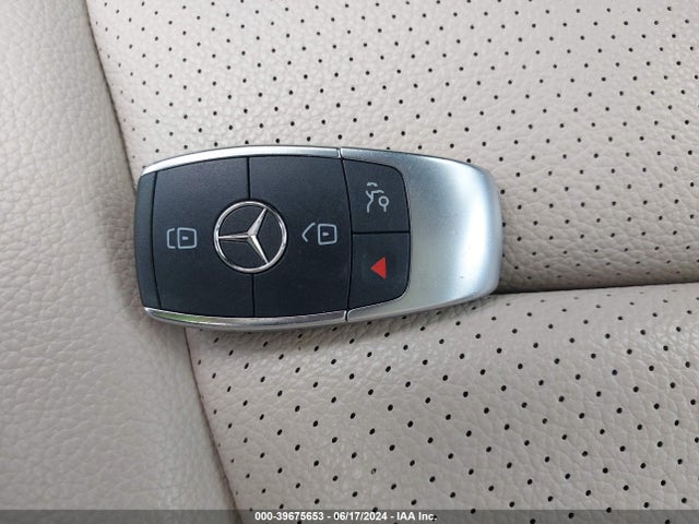 W1KWF8DB3MR649494 Mercedes-Benz C 300 Sedan