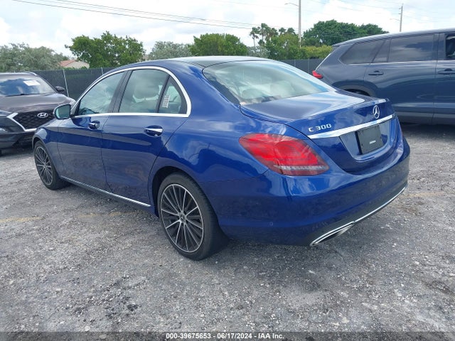 W1KWF8DB3MR649494 Mercedes-Benz C 300 Sedan