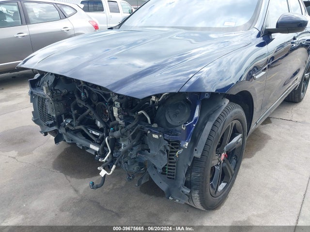 SADCM2FV7JA284601 Jaguar F-PACE S