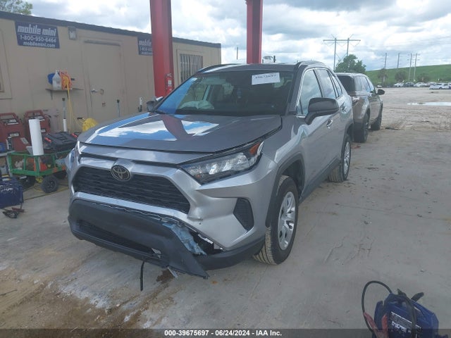 Toyota RAV4 LE 2021 2T3H1RFV3MC172534 Image 2