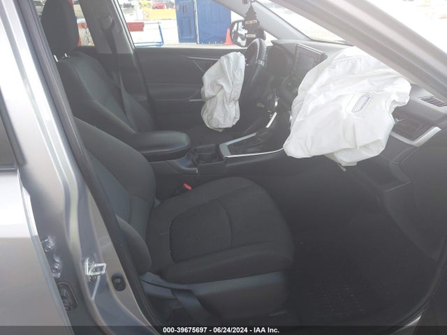 Toyota RAV4 LE 2021 2T3H1RFV3MC172534 Image 5