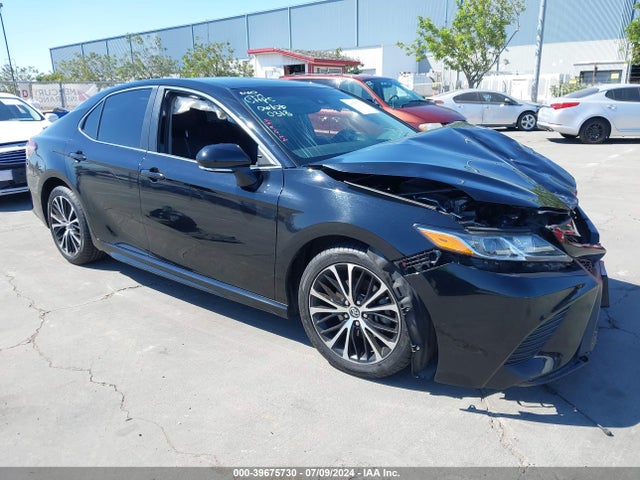 Toyota CAMRY SE 2018 4T1B11HK0JU110313 zdjęcie główne