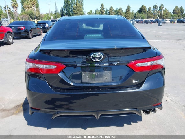 Toyota CAMRY SE 2018 4T1B11HK0JU110313 Image 16