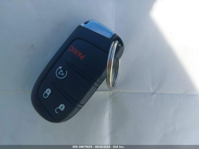 3C4NJDBB7JT481166 Jeep Compass Latitude 4x4