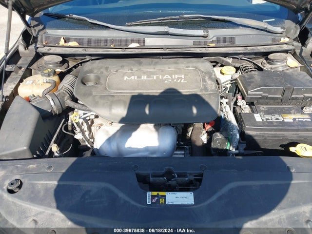 1C3CCCAB9GN137705 Chrysler 200 Limited