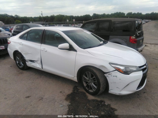 Toyota CAMRY SE 2017 4T1BF1FK4HU365772 головне зображення