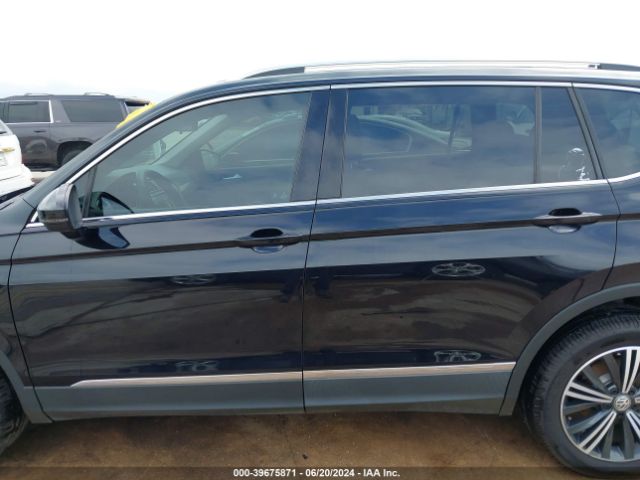 3VV2B7AX8JM029432 Volkswagen Tiguan 2.0t Se/2.0t Sel