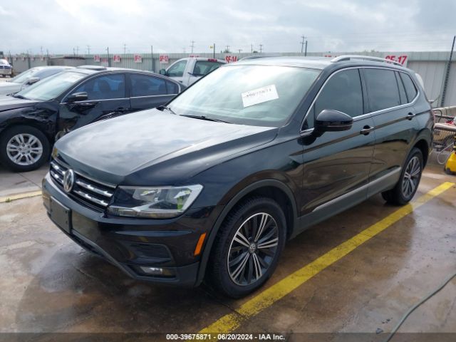 3VV2B7AX8JM029432 Volkswagen Tiguan 2.0t Se/2.0t Sel