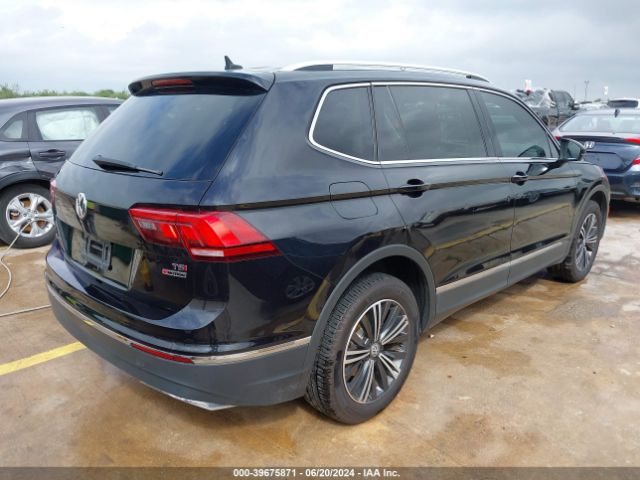 3VV2B7AX8JM029432 Volkswagen Tiguan 2.0t Se/2.0t Sel