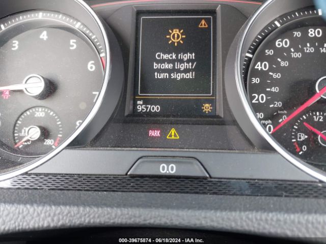 3VW4T7AUXFM046425 Volkswagen Golf Gti 2.0t S 4-door