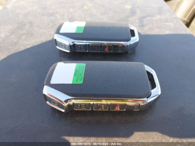 KNDCT3LE9P5095961 KIA NIRO SX