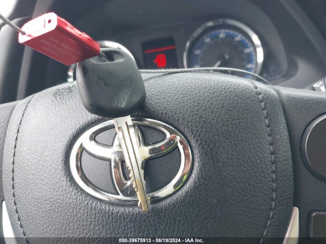 Toyota COROLLA LE 2017 5YFBURHE0HP628031 Image 11