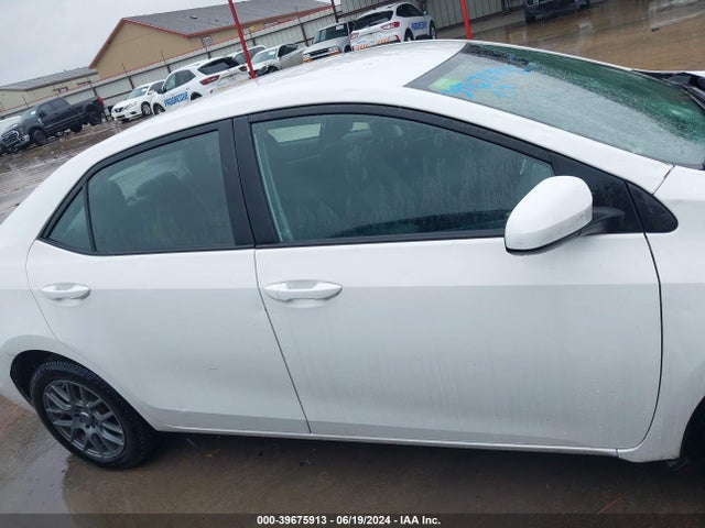 Toyota COROLLA LE 2017 5YFBURHE0HP628031 Image 13