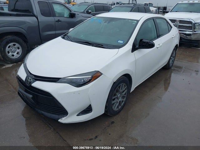 Toyota COROLLA LE 2017 5YFBURHE0HP628031 Image 2