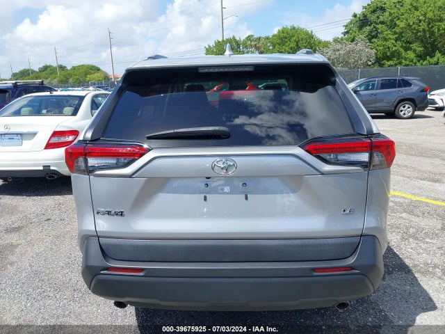 Toyota RAV4 LE 2021 2T3H1RFV0MW135990 Image 16