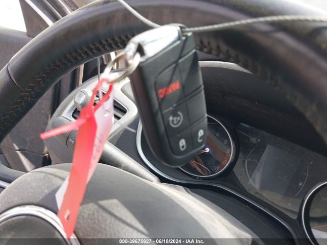3C4NJDBB0JT501385 Jeep Compass Latitude 4x4