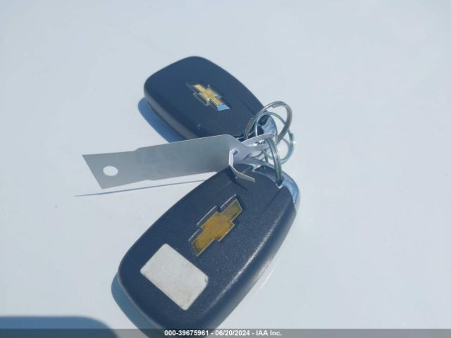 2GNAXSEV5J6235560 Chevrolet EQUINOX LT