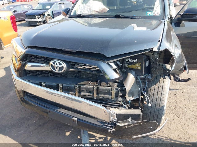 Toyota 4runner Limited 2016 JTEBU5JR7G5297879 Image 6