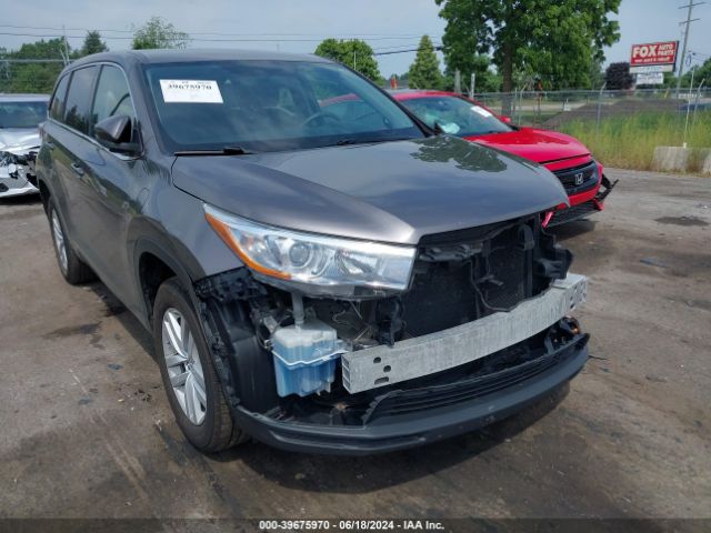 5TDZARFH8GS019876 Toyota Highlander Le