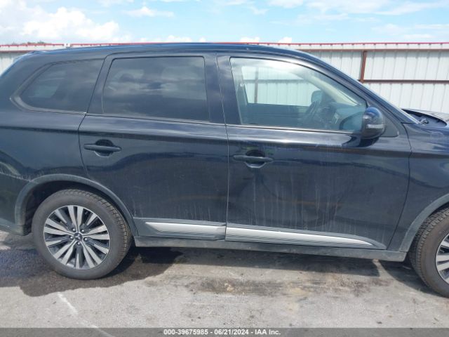 JA4AD3A38KZ034084 Mitsubishi Outlander Se