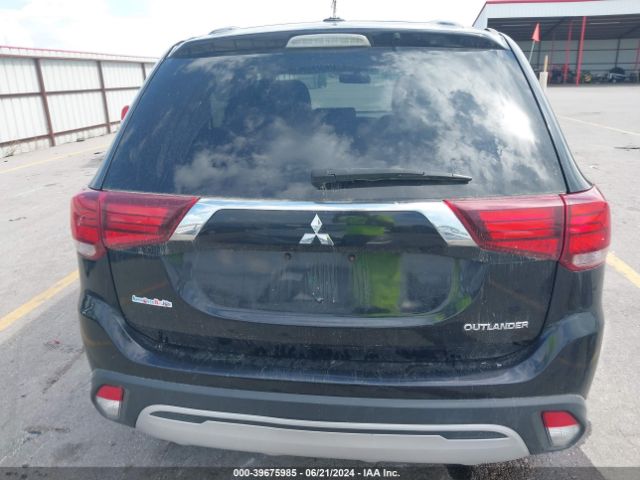 JA4AD3A38KZ034084 Mitsubishi Outlander Se