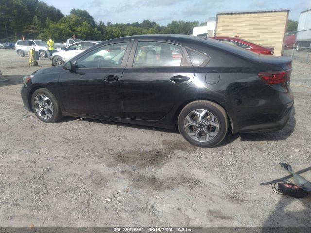 3KPF24ADXME378532 KIA Forte Lxs