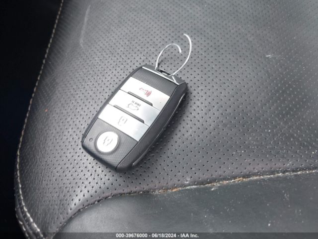 5XYKW4A73EG486007 KIA Sorento Limited V6