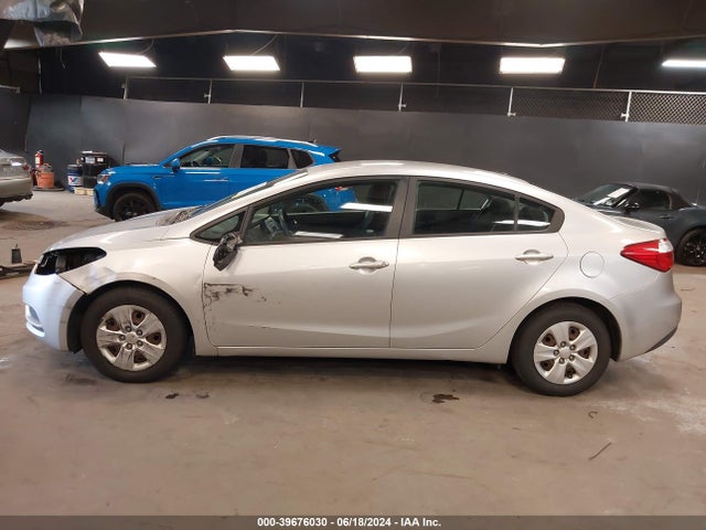 KIA FORTE LX 2014 KNAFK4A62E5189594 Image 15