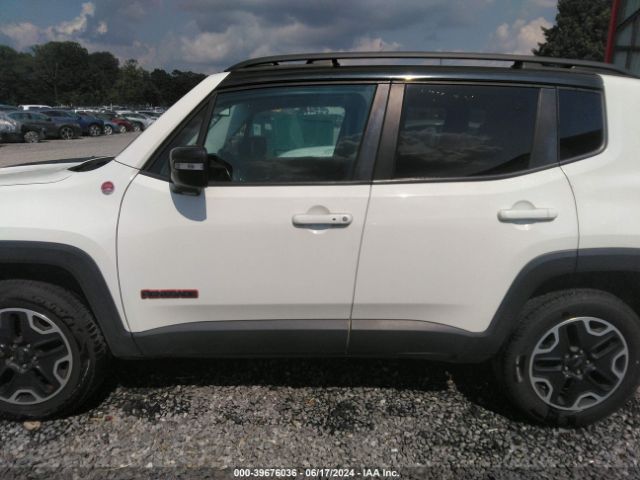 ZACCJBCT1GPD02977 Jeep Renegade Trailhawk