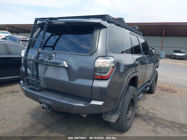 Toyota 4runner Sr5 Premium 2018 JTEBU5JR0J5564156 Image 4