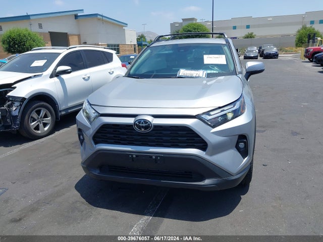 Toyota Rav4 Xle Premium 2024 2T3A1RFV4RW461025 Image 12