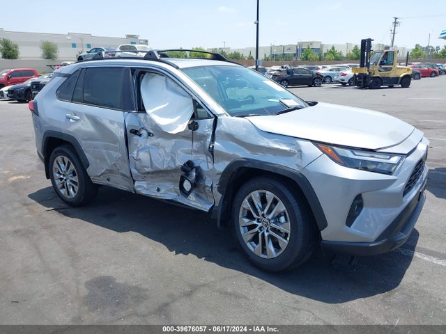 Toyota Rav4 Xle Premium 2024 2T3A1RFV4RW461025 Image 13