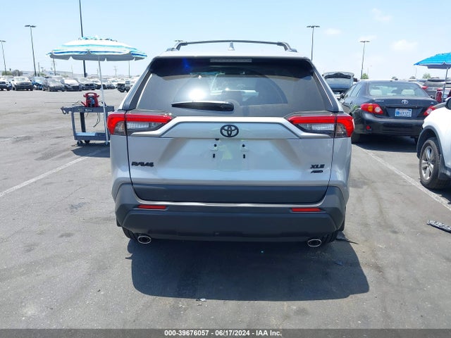 Toyota Rav4 Xle Premium 2024 2T3A1RFV4RW461025 Image 16