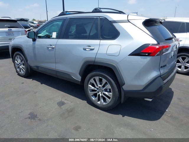 Toyota Rav4 Xle Premium 2024 2T3A1RFV4RW461025 Image 3