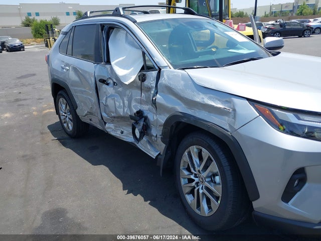 Toyota Rav4 Xle Premium 2024 2T3A1RFV4RW461025 Image 6