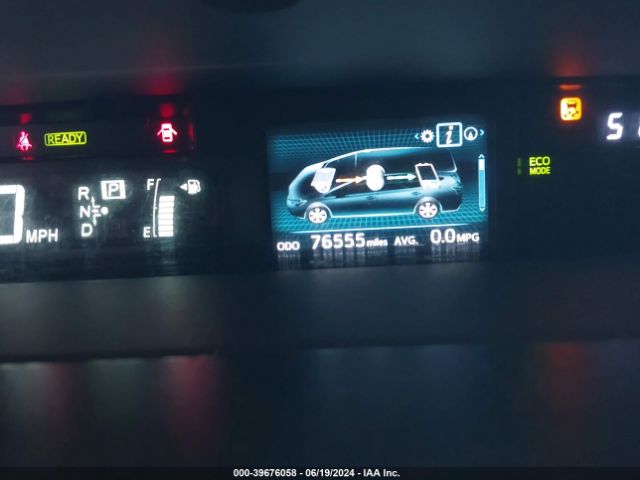 JTDZN3EU3FJ018467 Toyota Prius V Three