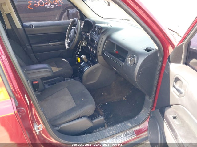 Jeep Patriot Altitude 2014 1C4NJPBA1ED894415 Image 5