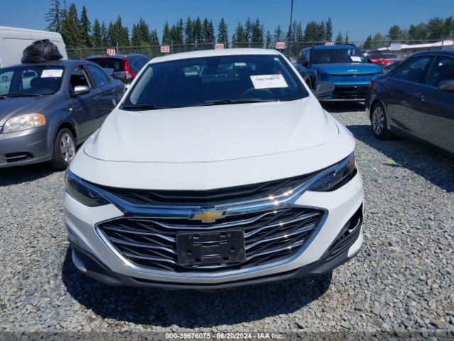 1G1ZB5ST4MF008779 Chevrolet Malibu Fwd Ls