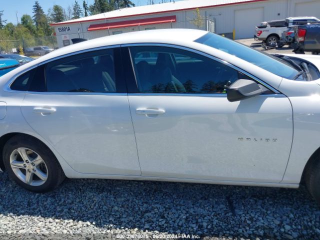 1G1ZB5ST4MF008779 Chevrolet Malibu Fwd Ls