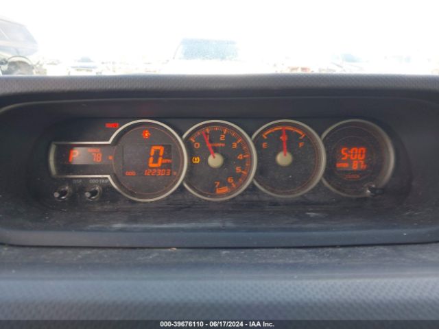 JTLZE4FEXFJ073807 Scion XB