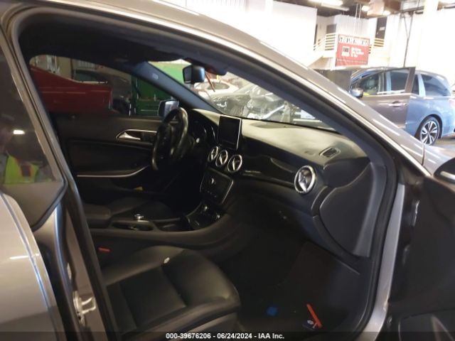 WDDSJ4EB0FN175938 Mercedes-Benz CLA 250