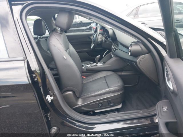 ZARFAMANXM7647498 Alfa Romeo Giulia Rwd