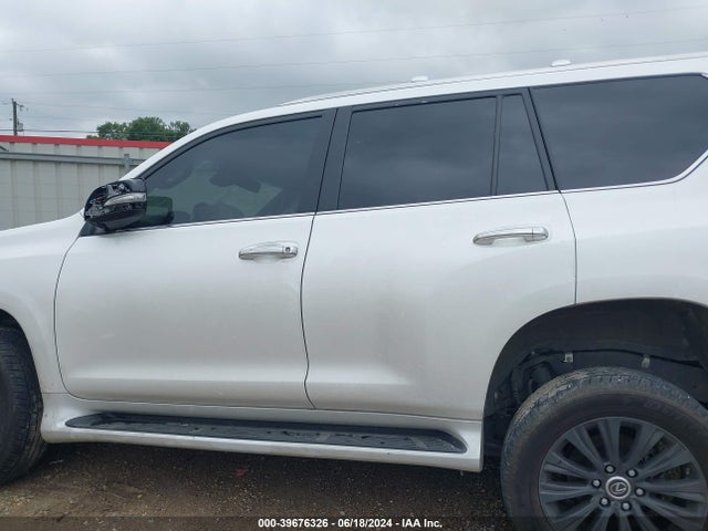 JTJGM7BX2P5359818 Lexus 460 Luxury