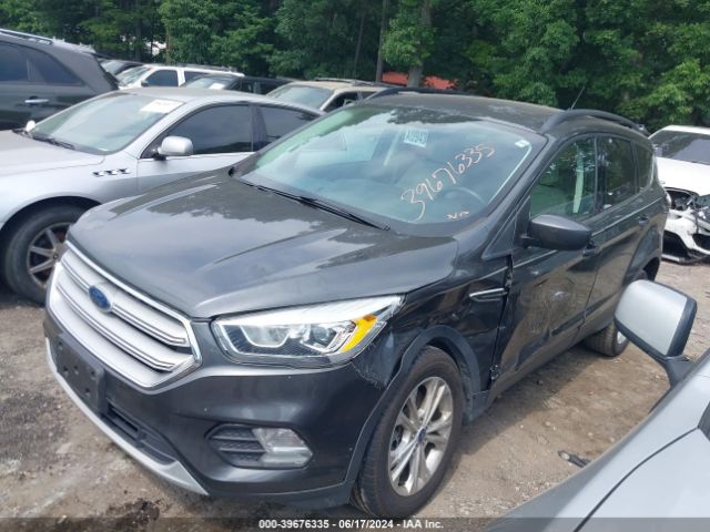 1FMCU9HD6JUA72677 Ford ESCAPE SEL