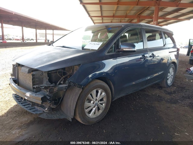 KIA SEDONA LX 2016 KNDMB5C15G6165871 Image 2